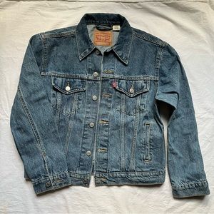 Levis ex boyfriend trucker jacket